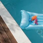 Almond Buna Poolhouse *