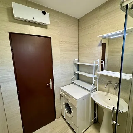 بيت للعطل Almond Buna Poolhouse *