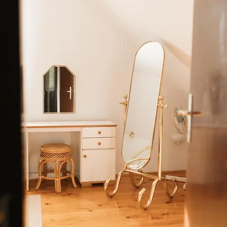 بيت للعطل Almond Buna Poolhouse *