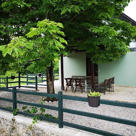 Almond Buna Poolhouse 別荘 *