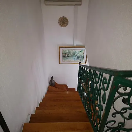 Almond Buna Poolhouse بيت للعطل *