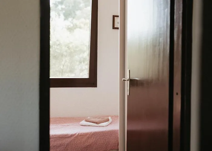 Almond Buna Poolhouse