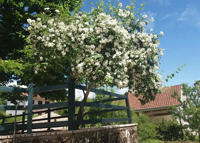 Vakantiehuis Almond Buna Poolhouse Mostar